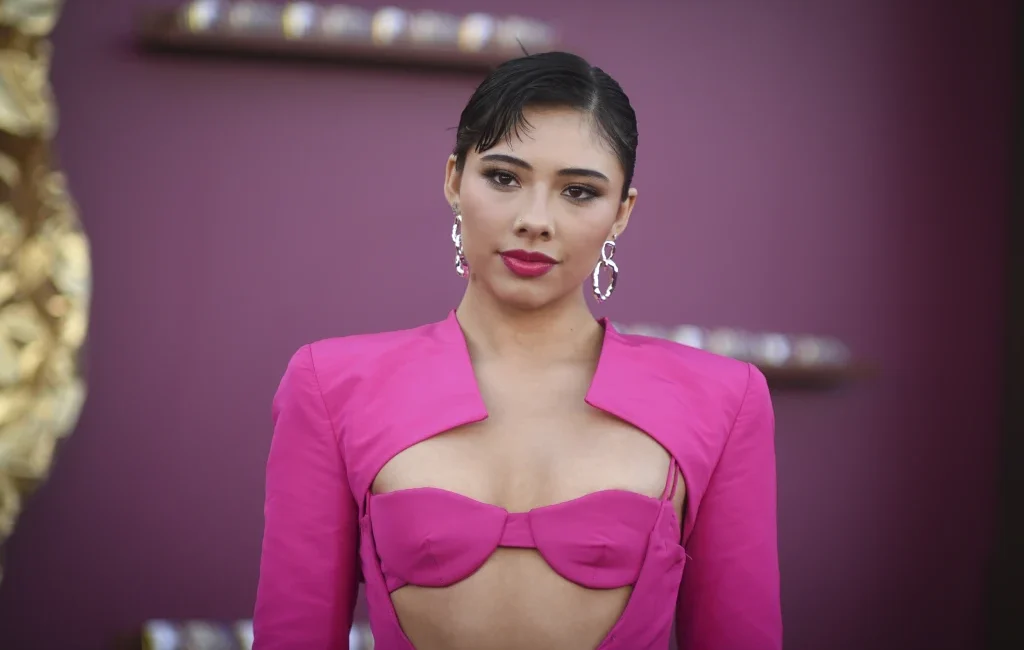 Xochitl Gomez